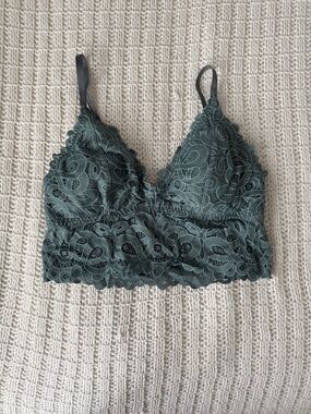 Lace Bralette in Sage Green – Women's Intimates